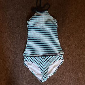 Women's 2piece bathing suit.